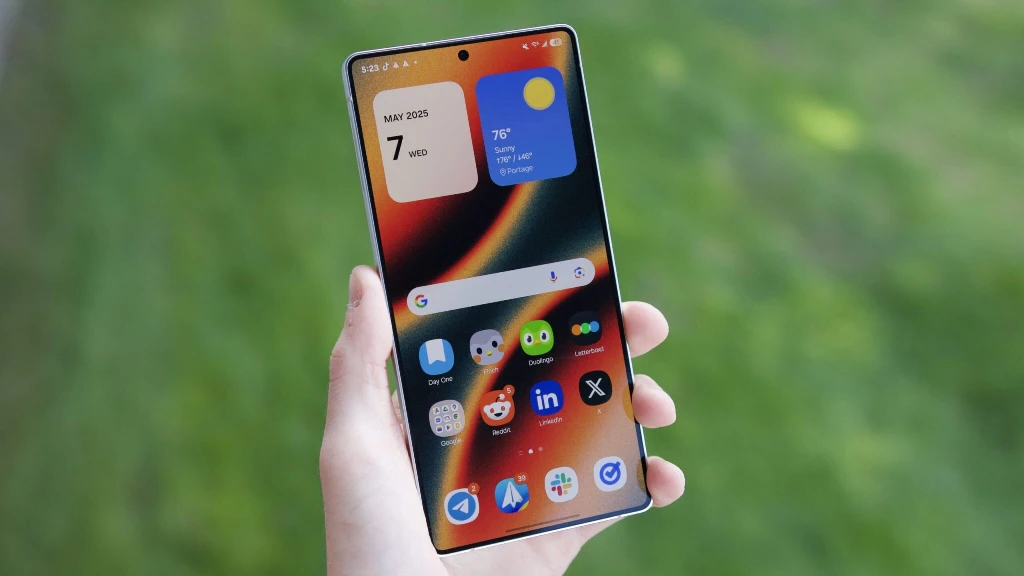 One UI 9.5 зробить інтерфейс Samsung «скляним»: перші подробиці оновлення для Galaxy S27